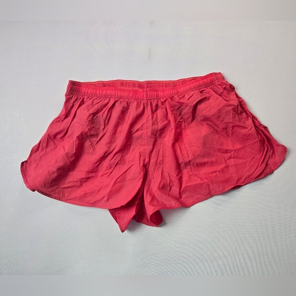 Lululemon Dolphin-Hem Mid-Rise Running Short 3" Desert Red - Picture 7 of 7